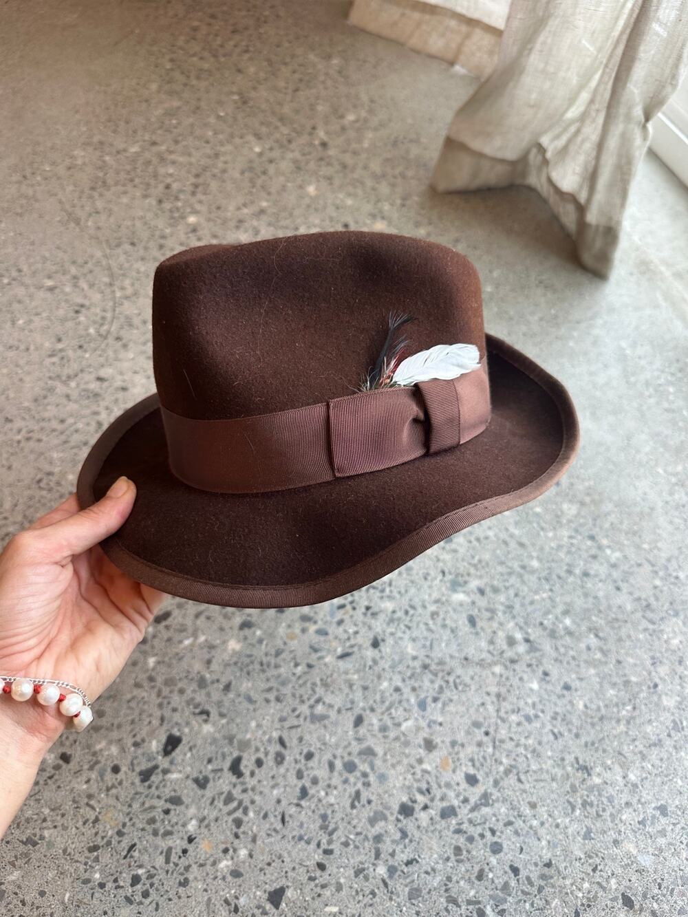 Vintage Dorfman Pacific Brown Wool Felt Fedora Hat 6 3/4 Made in USA